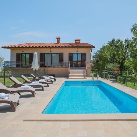 Holiday Home Ana By Interhome Nedescina Luaran gambar